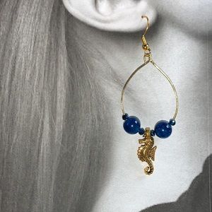 Handcrafted 🔵 Seahorse Earrings
